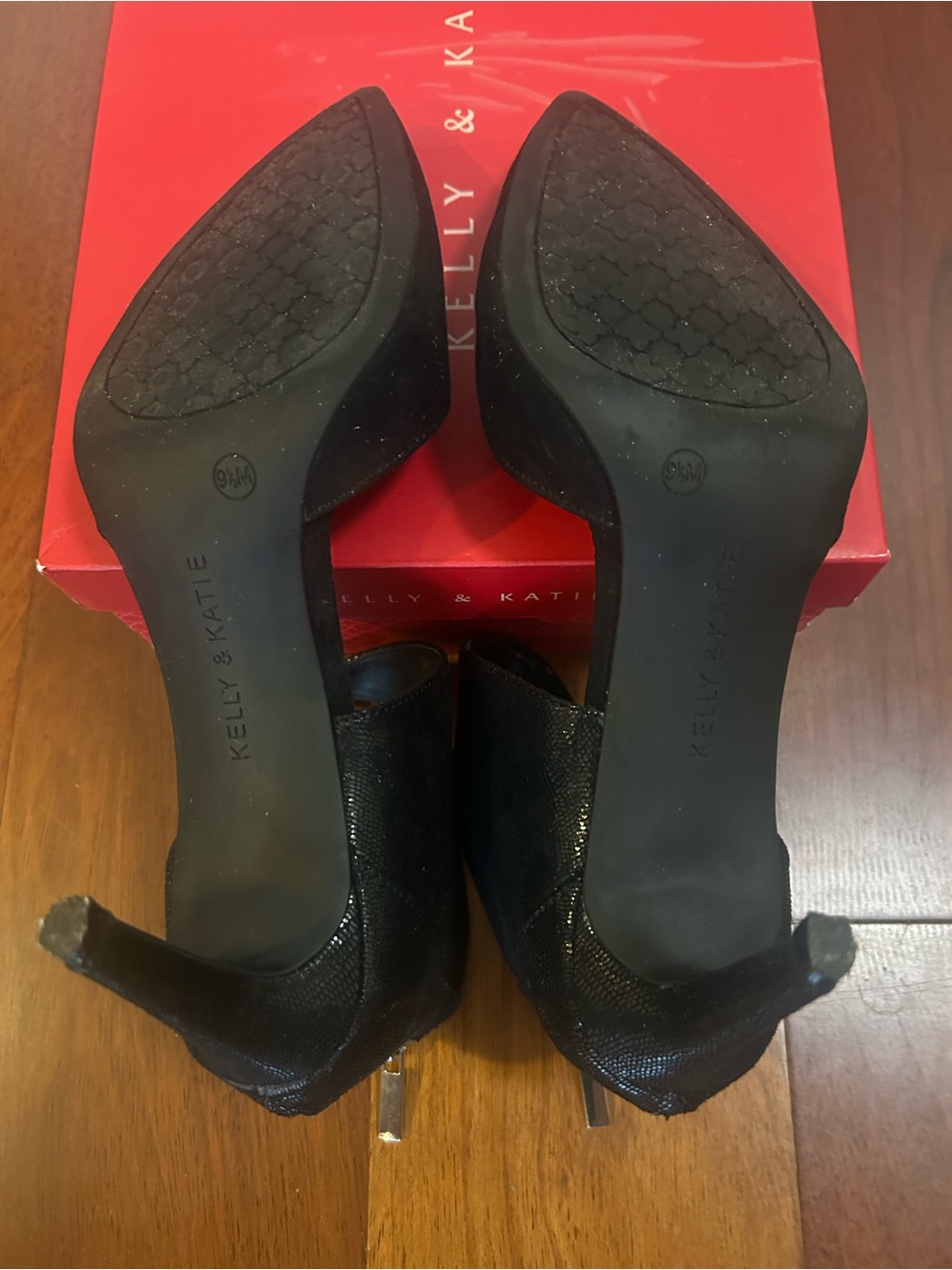 Kelly & Katie Black Pointed Ankle-Strap Pumps 9.5 - Picture 5 of 5